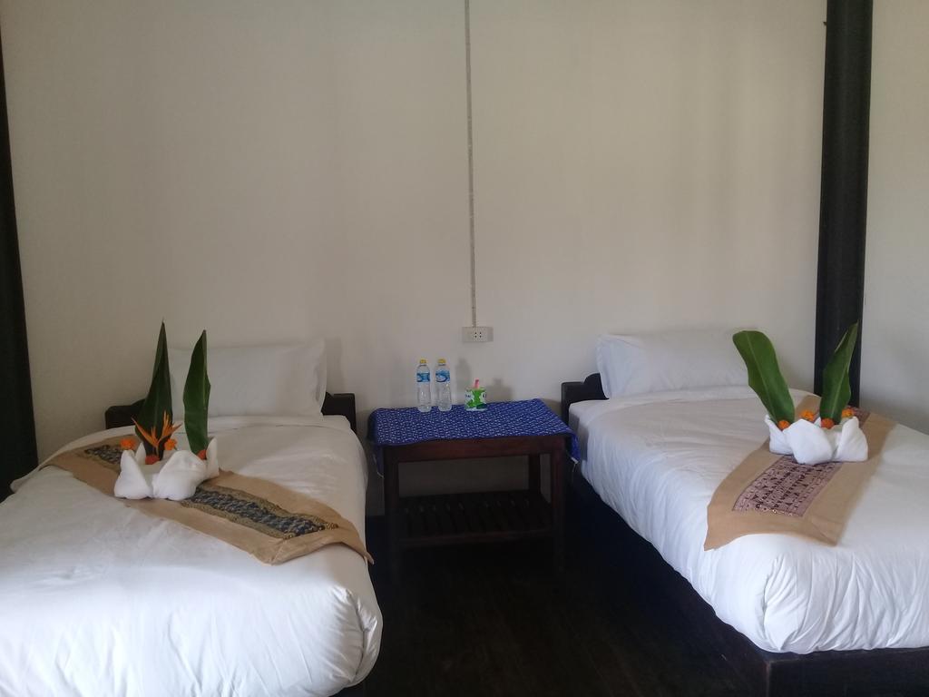 Thongdam Guesthouse Ban O Buitenkant foto