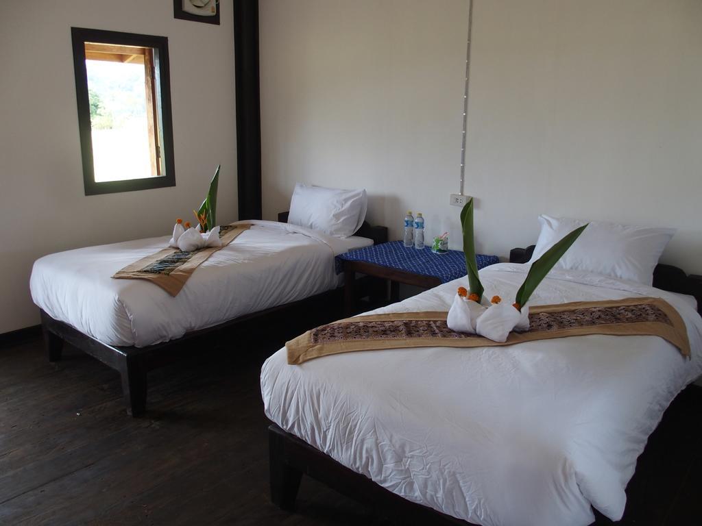 Thongdam Guesthouse Ban O Buitenkant foto