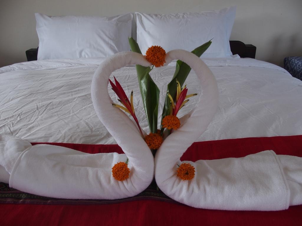Thongdam Guesthouse Ban O Buitenkant foto